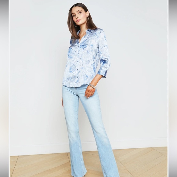 Joie Paisley Blue/White Blouse Button Front Sz Large Satiny - Picture 11 of 11